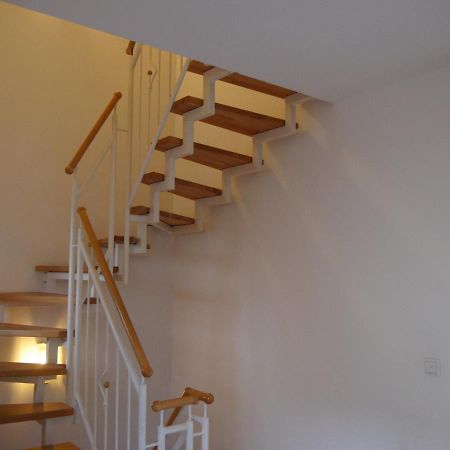 Maisonette-Wohnung In Nuernberg Mit Kamin Luaran gambar